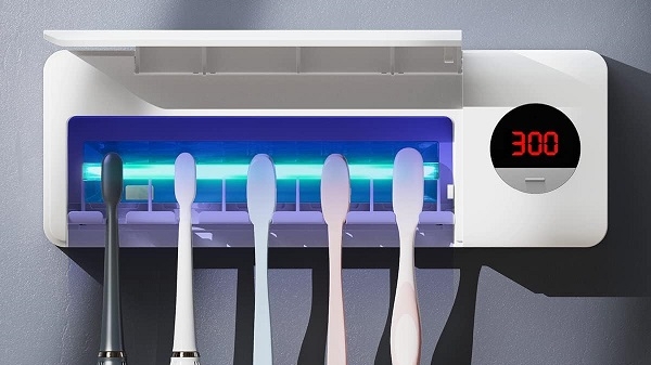 UV toothbrush sanitizer is working